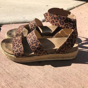 cheetah print platform sandals size 8